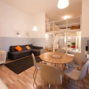 Klau33 In Party District Budapest