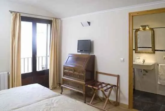 Country house Can Garriga Guest House Garriguella