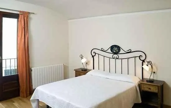 Can Garriga Guest House Garriguella Spain