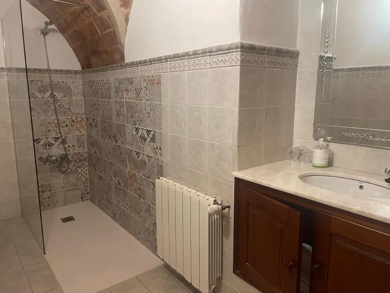 Country house Can Garriga Guest House Garriguella